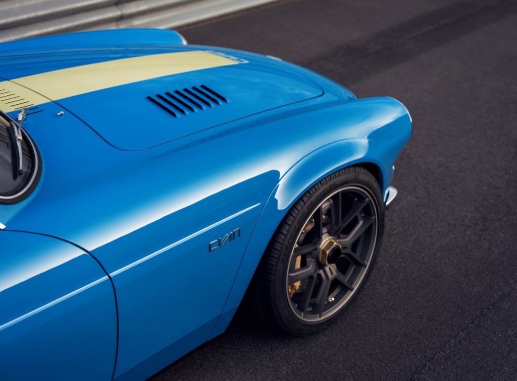 Volvo P1800 Cyan 18 Motor16