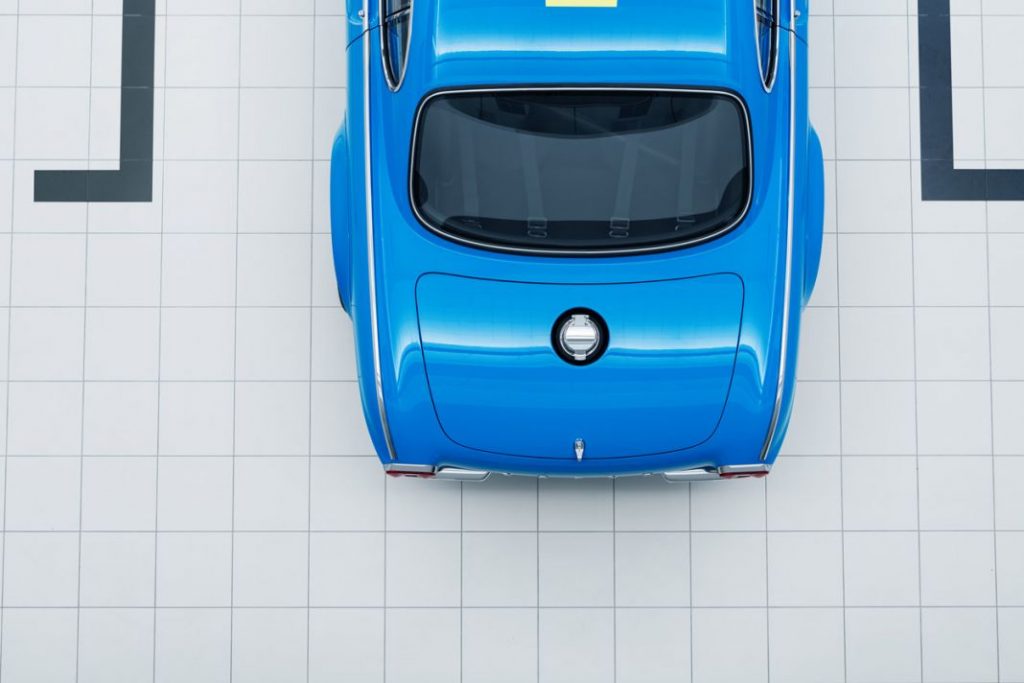 Volvo P1800 Cyan 6 Motor16