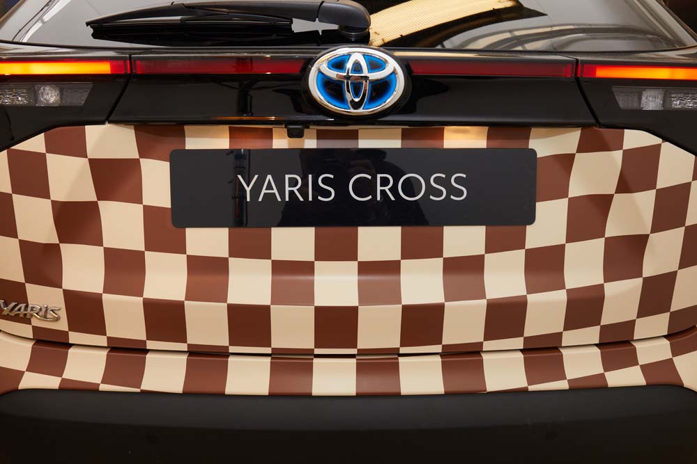 toyotayariscrossbyiqcollection4 Motor16