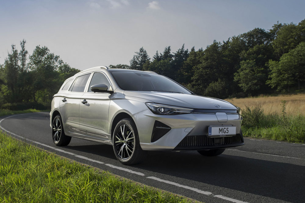 2022 MG5 EV 8 1 Motor16