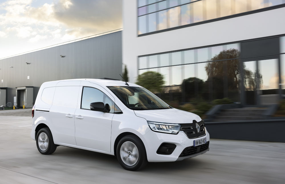 2022 Renault Kangoo E Tech 2 Motor16