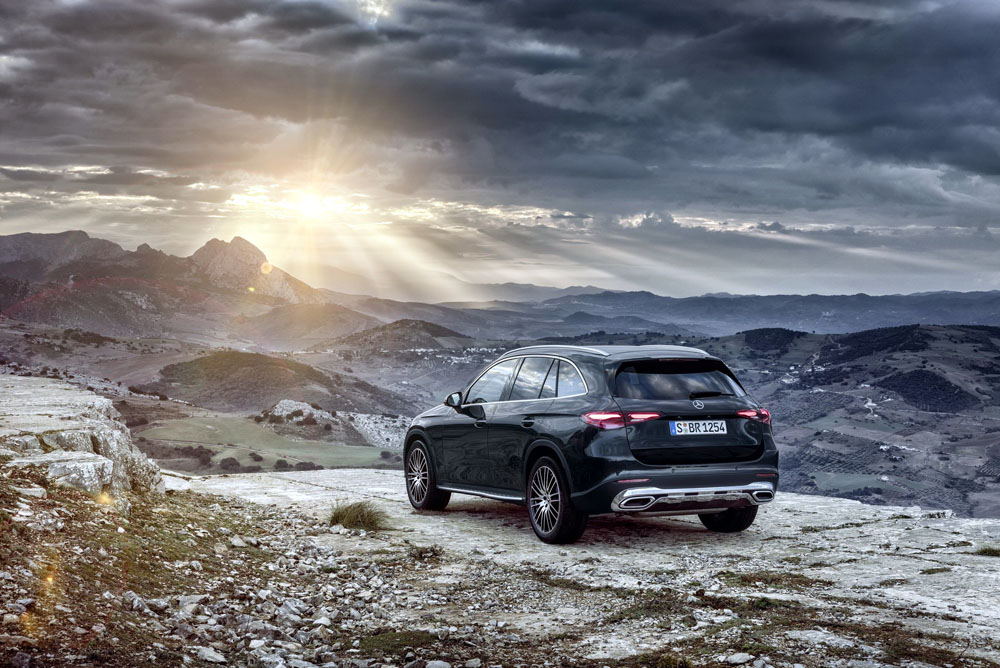 2023 Mercedes Benz GLC 10 Motor16