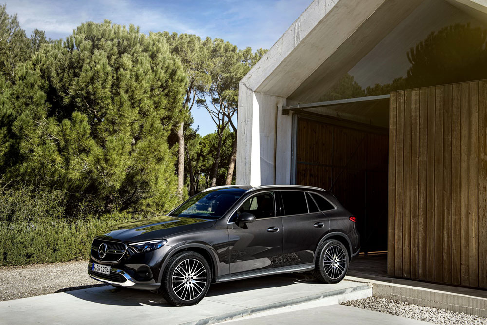 2023 Mercedes Benz GLC 19 Motor16