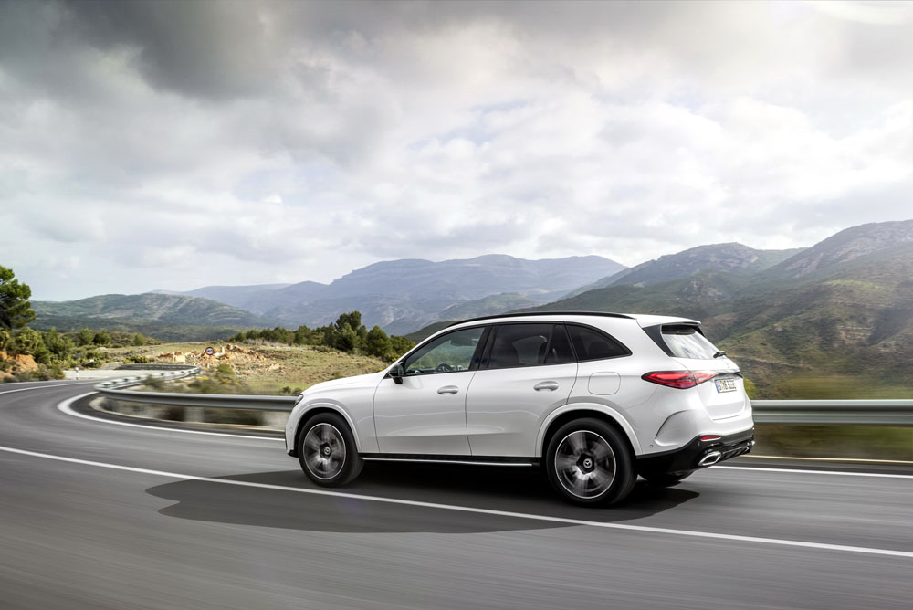 2023 Mercedes Benz GLC 33 Motor16