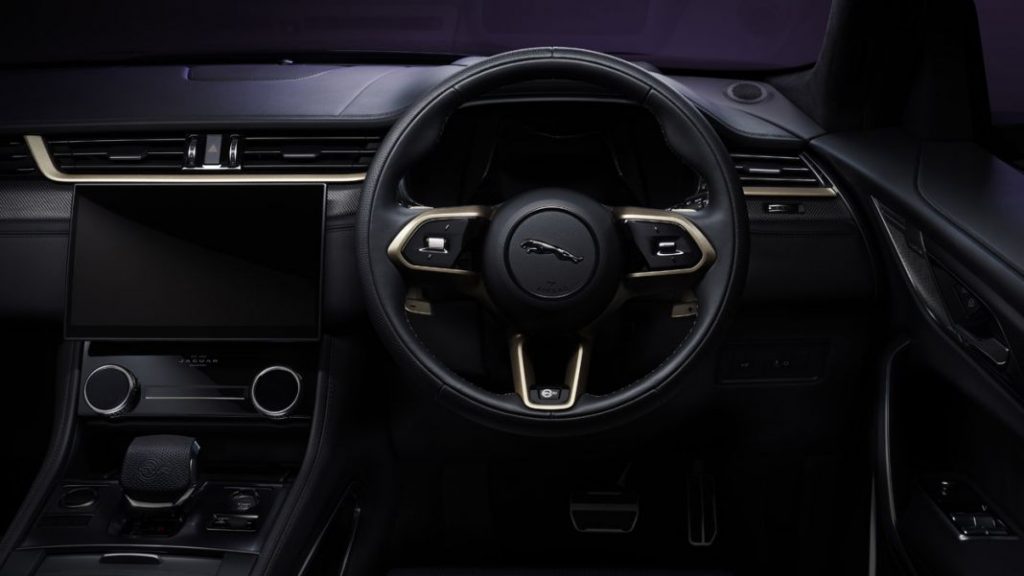 Jaguar F Pace SVR Edition 1988 4 1 Motor16