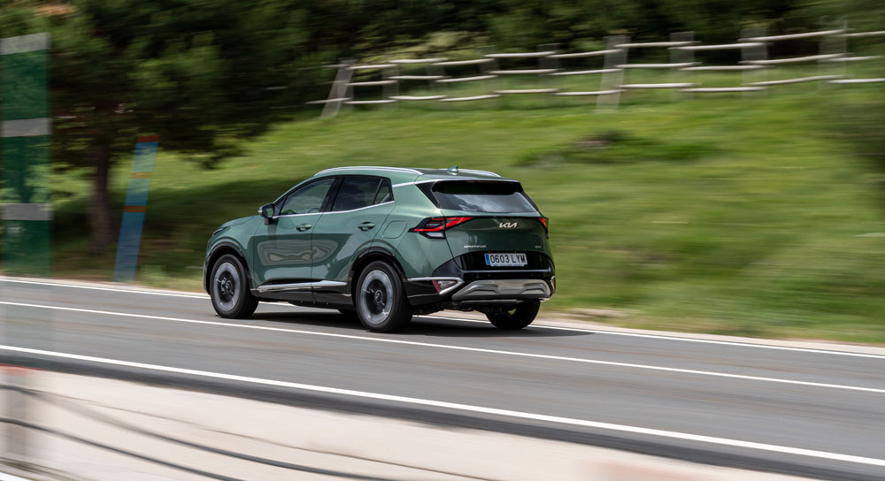 KIA SPORTAGE PHEV 11 Motor16
