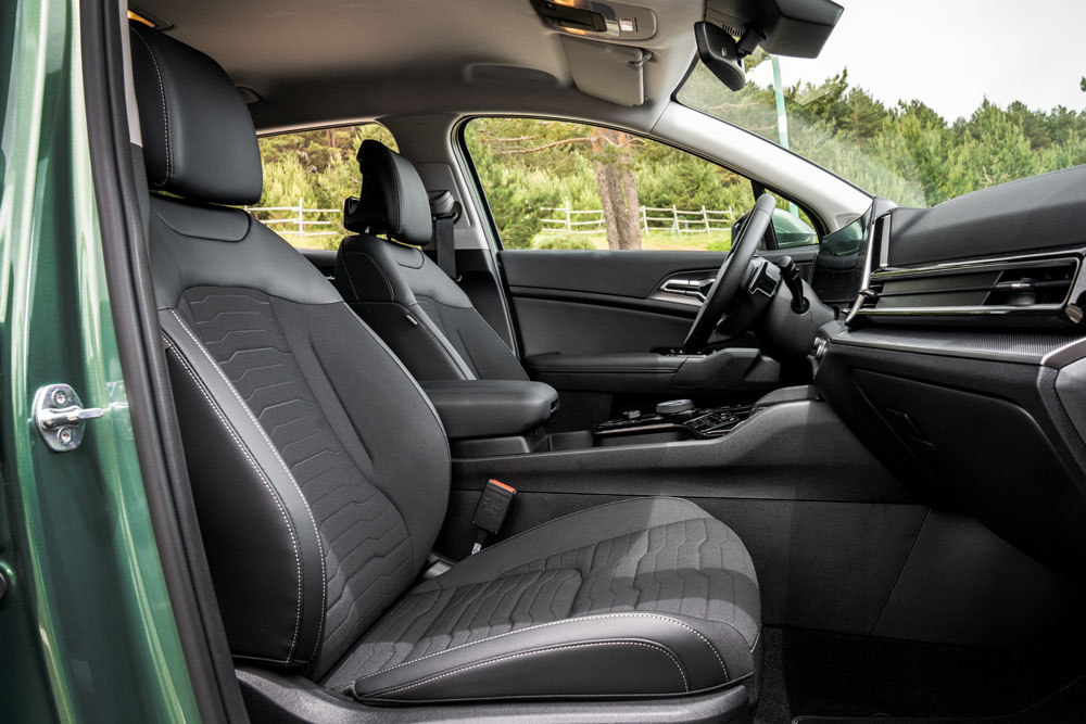 KIA SPORTAGE PHEV 8 Motor16