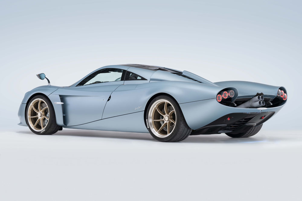 2020 Pagani Huayra Codalunga. Imagen trasera.