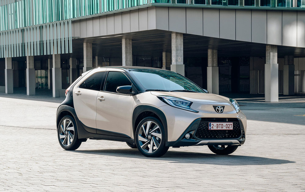 Llenar de gasolina Toyota Aygo X