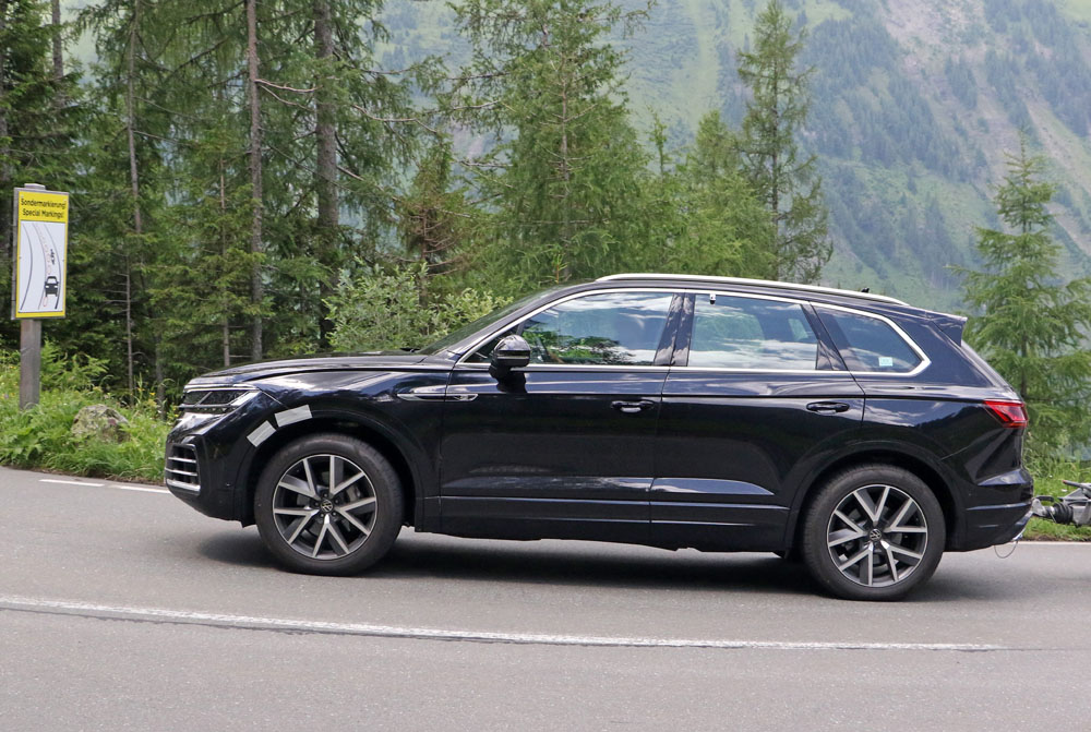 VOLKSWAGEN TOUAREG 19 Motor16