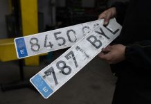 El curioso motivo por el que a la DGT no le gustan las matrículas con vocales