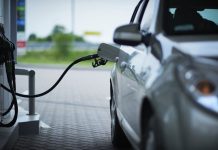 La gasolinera que se bate en duelo con Repsol, Cepsa y BP con este descuentazo