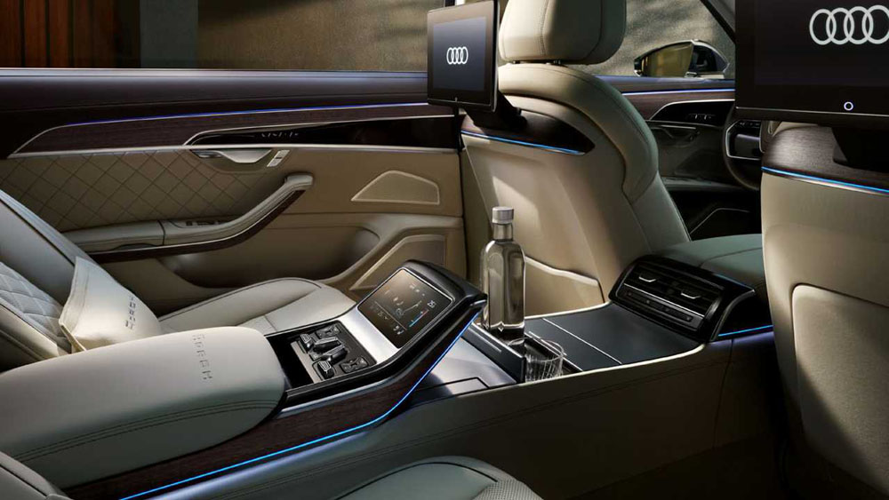 2022 audi a8 horch 5 Motor16