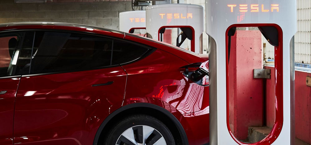 Tesla Model Y Supercharger