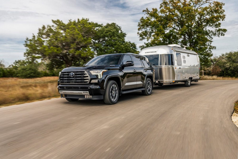 Toyota Sequoia 2022