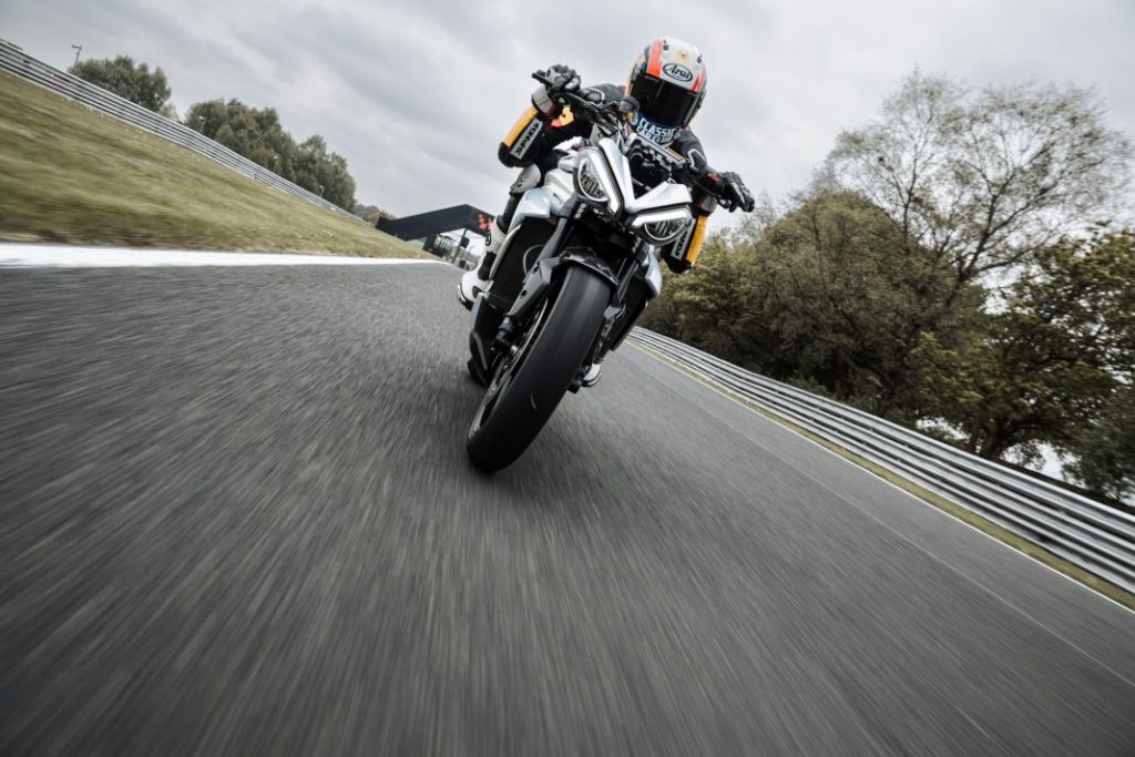 Triumph TE1Triumph TE1 GE 2375 Motor16