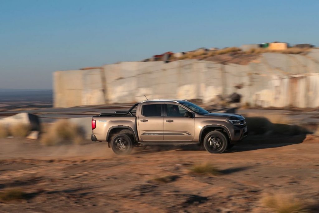 VW Amarok 22 Motor16