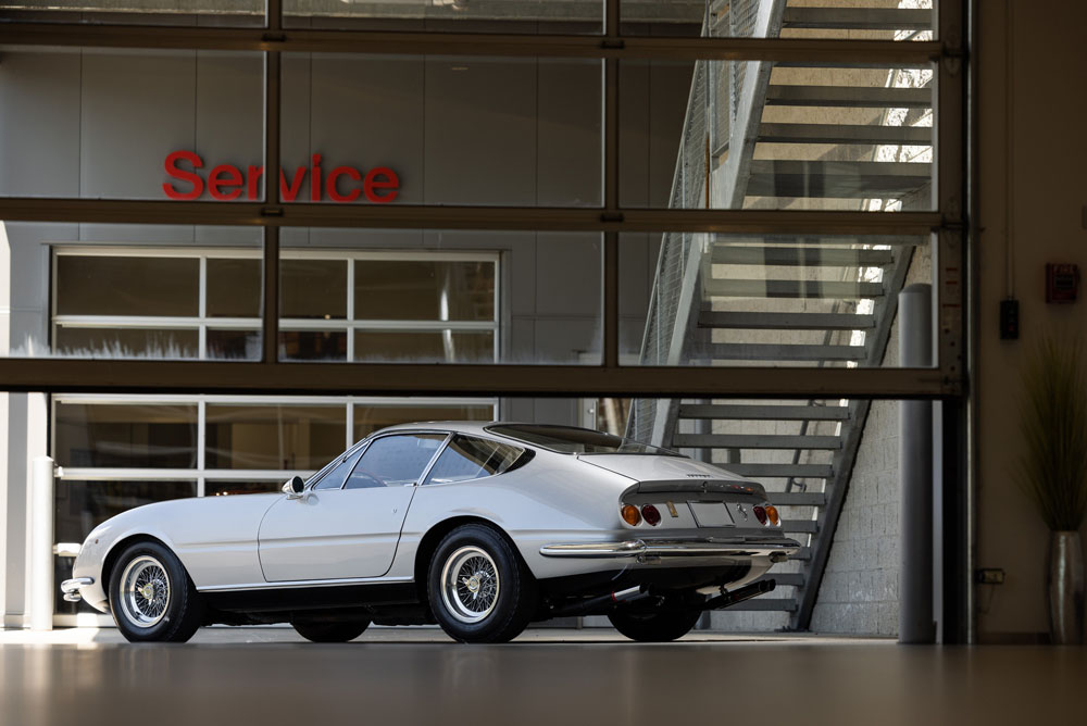1968 Ferrari 365 GTB4 prototype 23 Motor16