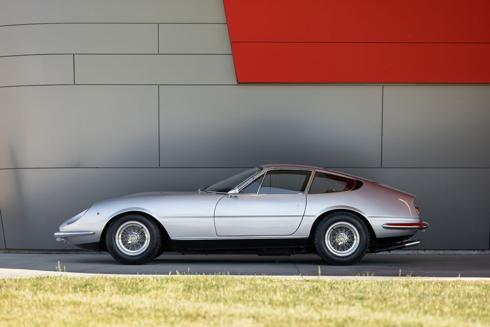 1968 Ferrari 365 GTB4 prototype 24 1 Motor16