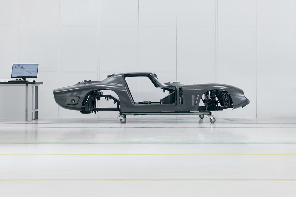 2022 Bizzarrini 5300 GT Corsa Revival 10 1 Motor16