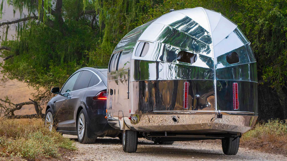 2022 bowlus volterra electric rv 10 Motor16
