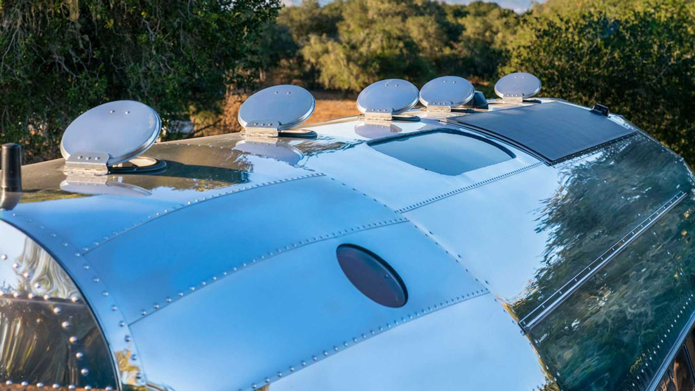 2022 bowlus volterra electric rv 14 Motor16