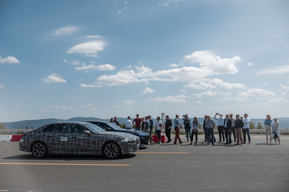 2022 pista pruebas bmw sokov 27 Motor16
