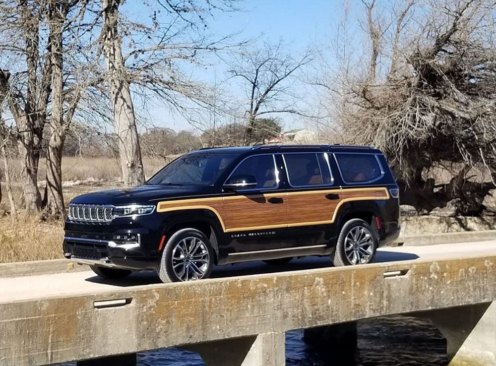 2023 Jeep Grand Wagoneer Wagonmaster 2 Motor16