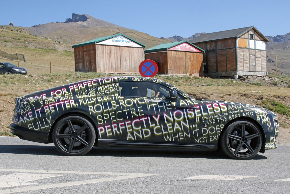 Rolls Royce Spectre 11 Motor16