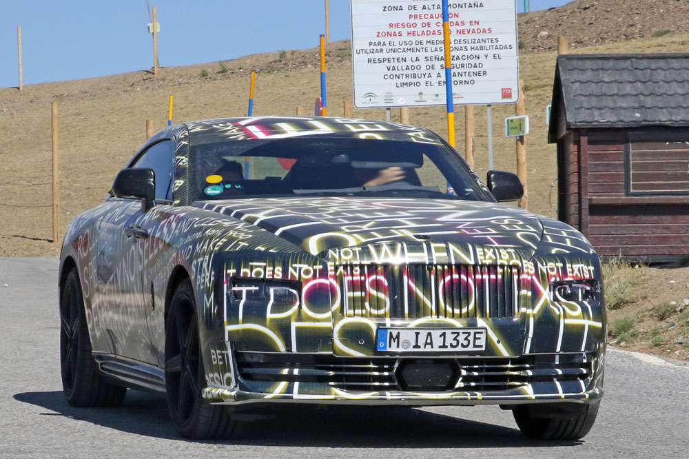 Rolls Royce Spectre 6 Motor16