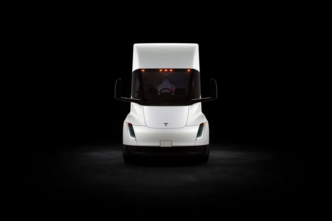 Tesla Semi 9 Motor16
