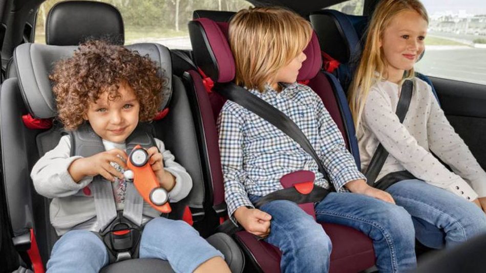 Sillas de coches para niños, o cómo tienes que llevar a los niños