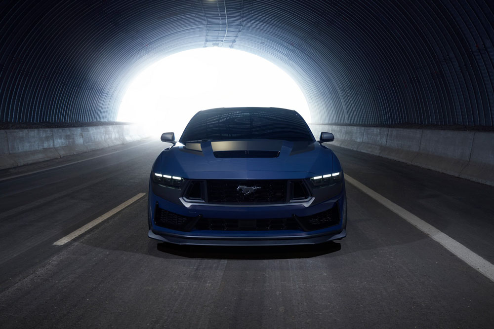 Ford Mustang Dark Horse. Imagen estática.