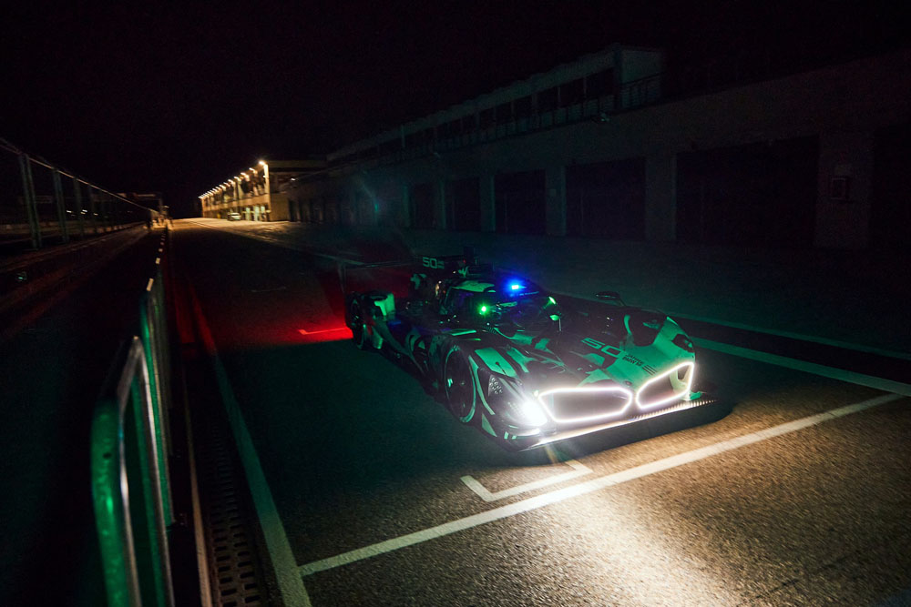 2022 USA BMW M Hybrid V8 8 Motor16