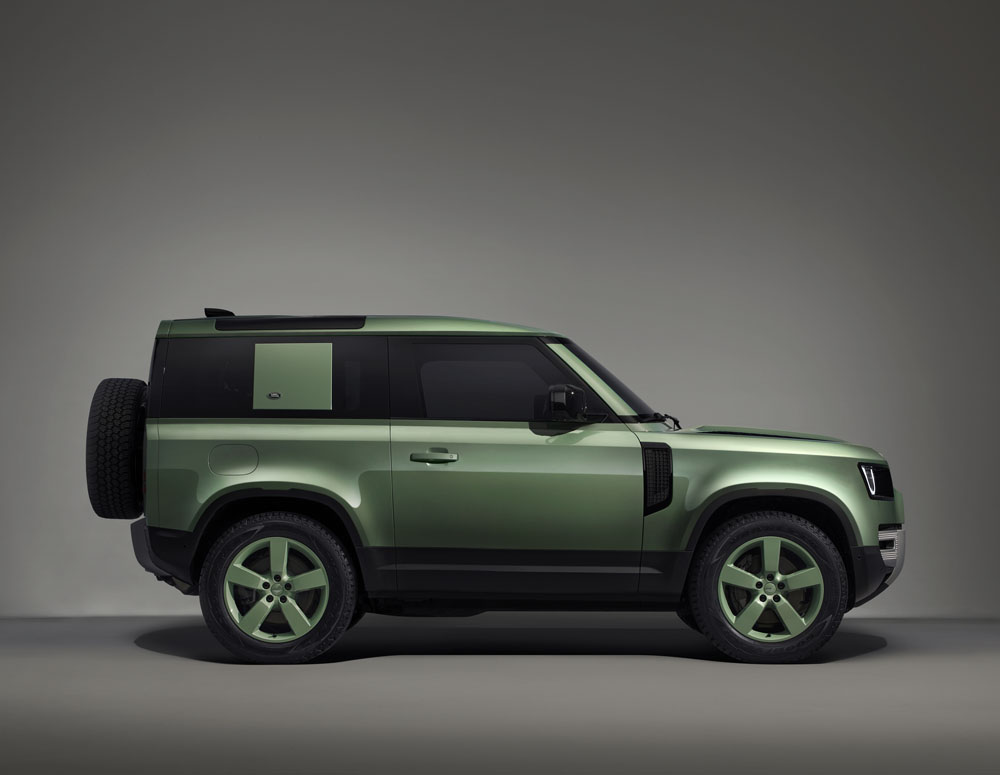 2022 land rover defender 75th 2 1 Motor16