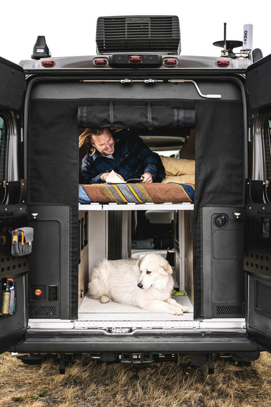 2023 Airstream Rangeline 21 Motor16