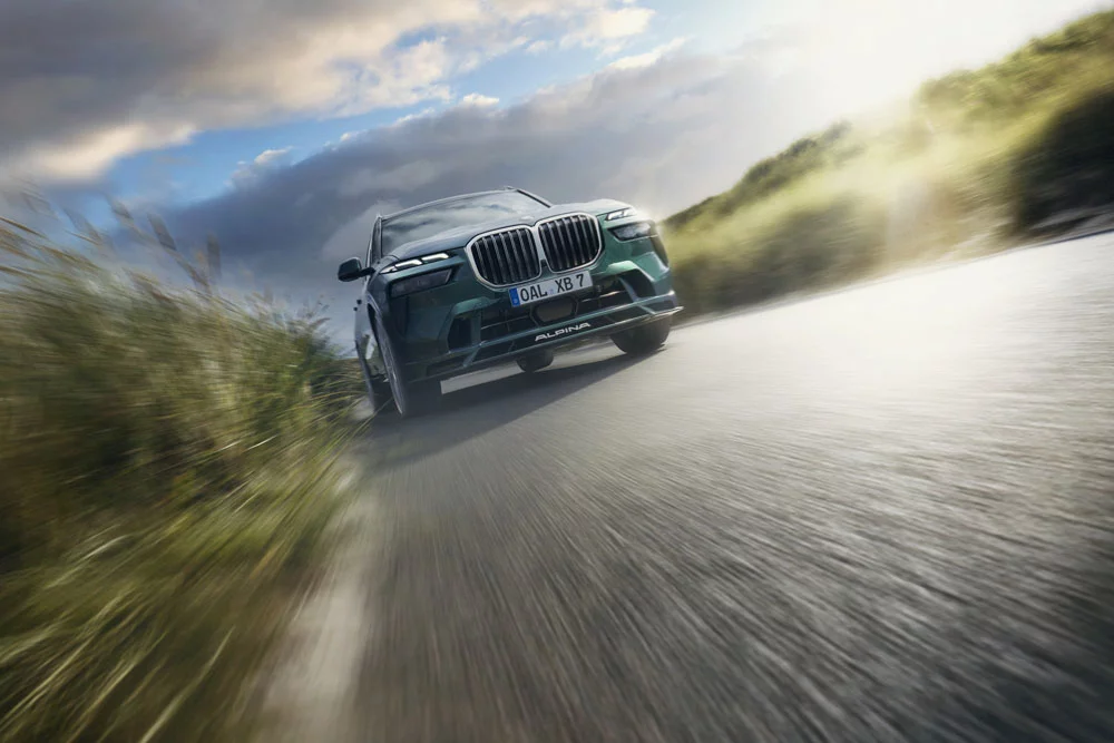2023 BMW ALPINA XB7 8 Motor16