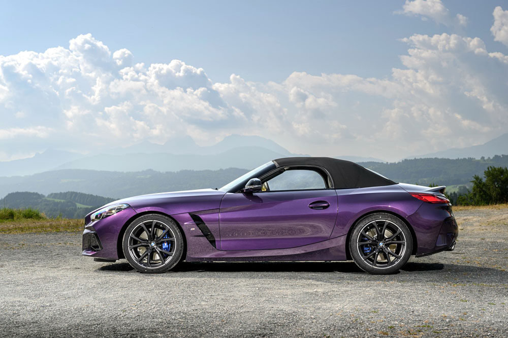 2023 BMW Z4 10 Motor16