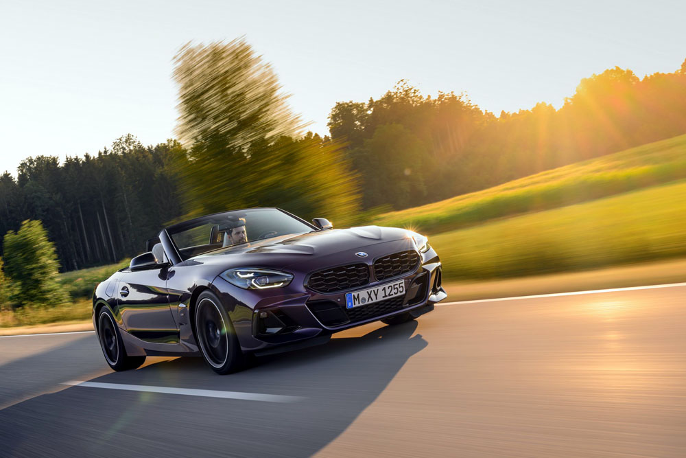 2023 BMW Z4 40 Motor16