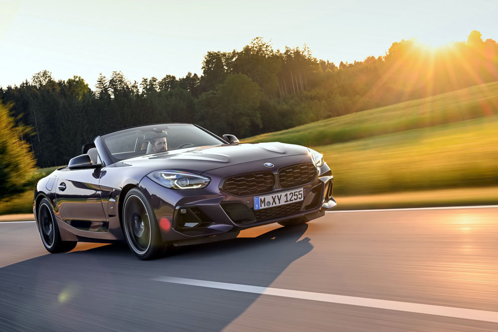 2023 BMW Z4 42 Motor16