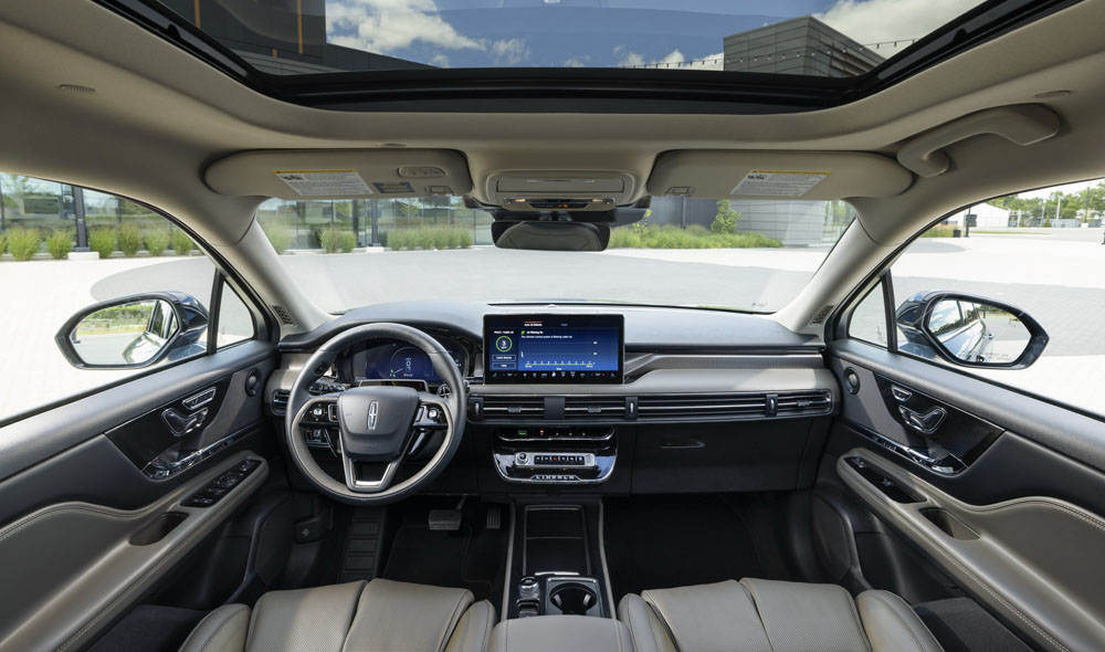 2023 Lincoln Corsair 32 Motor16