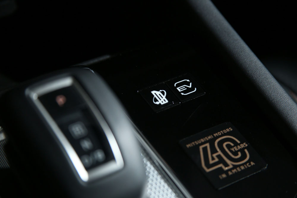 2023 Mitsubishi Outlander PHEV 13 Motor16