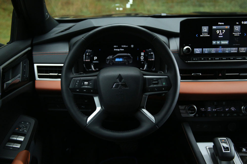 2023 Mitsubishi Outlander PHEV 5 Motor16
