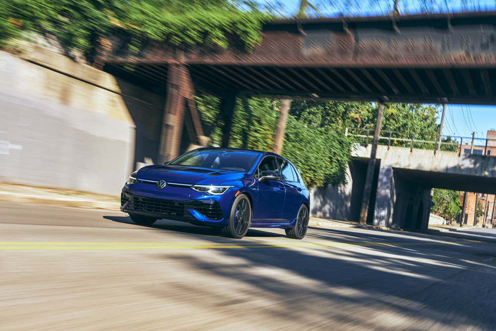 2023 VW Golf R 20th Anniversary Edition US 5 Motor16