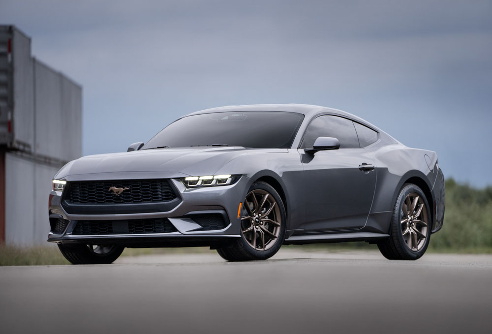 2024 Ford Mustang 17 Motor16
