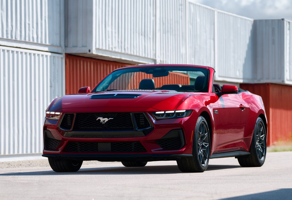2024 Ford Mustang 18 Motor16