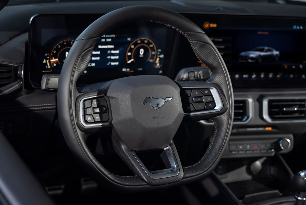 2024 Ford Mustang 28 Motor16