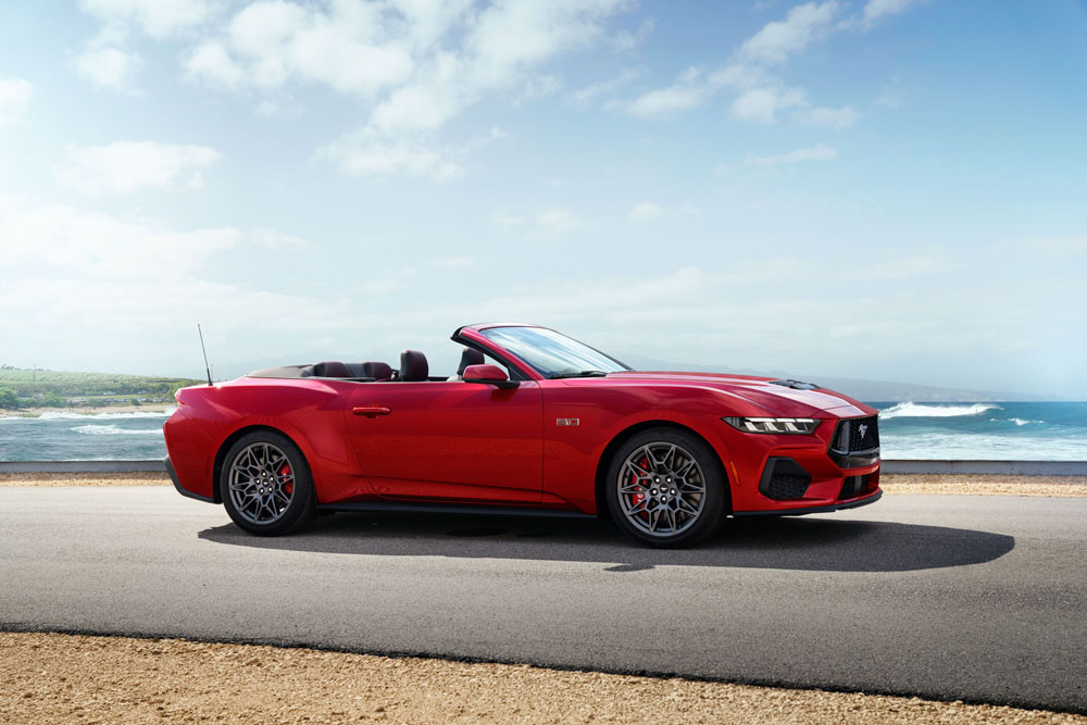 2024 Ford Mustang 3 Motor16