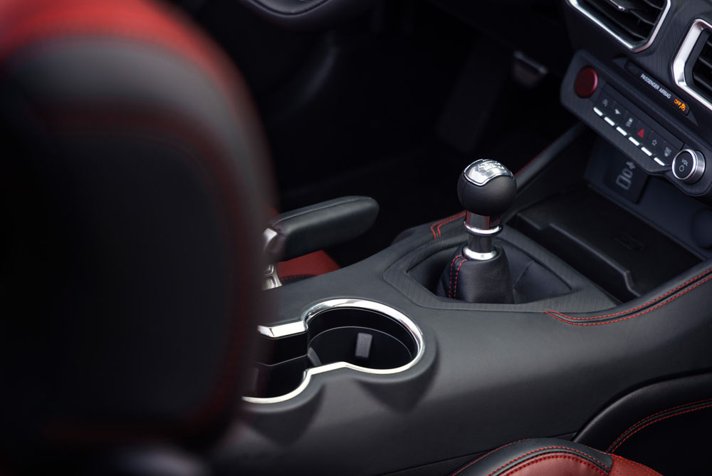 2024 Ford Mustang 31 Motor16