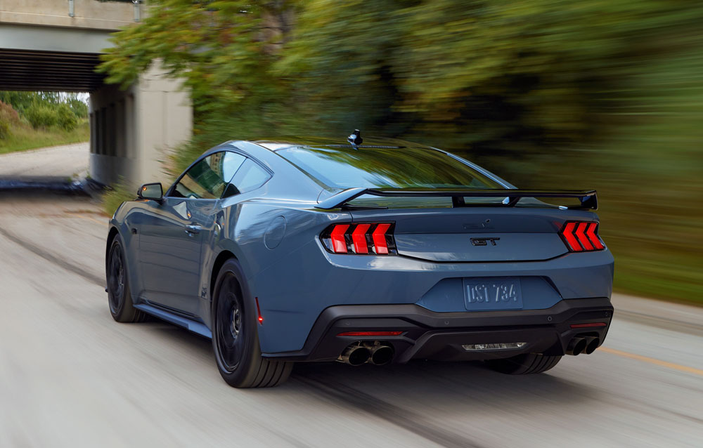 2024 Ford Mustang 7 Motor16